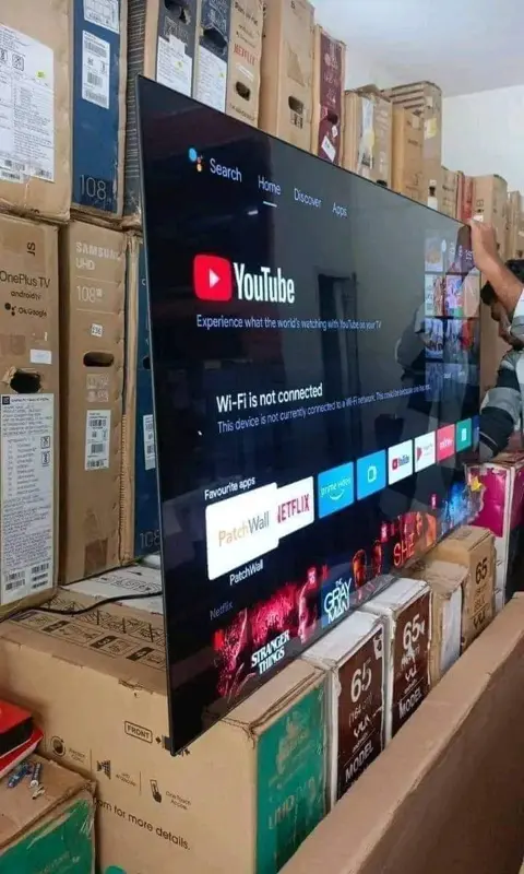 Paleta Smart TV – hurt palet likwidacyjnych, zdjęcie 2 z 3